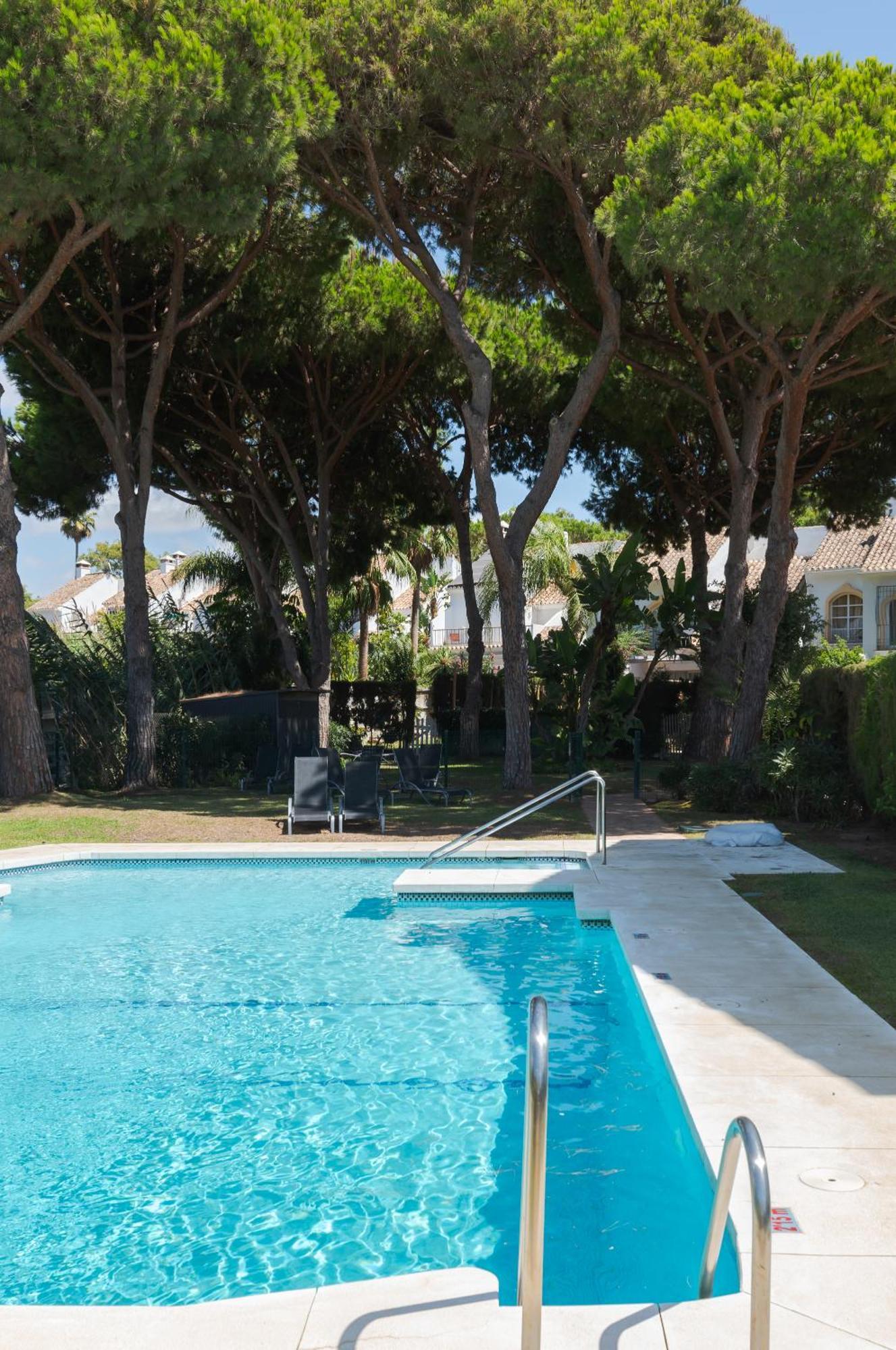 Wintowinrentals Townhouse, Pool & Beach 马尔韦利亚 外观 照片