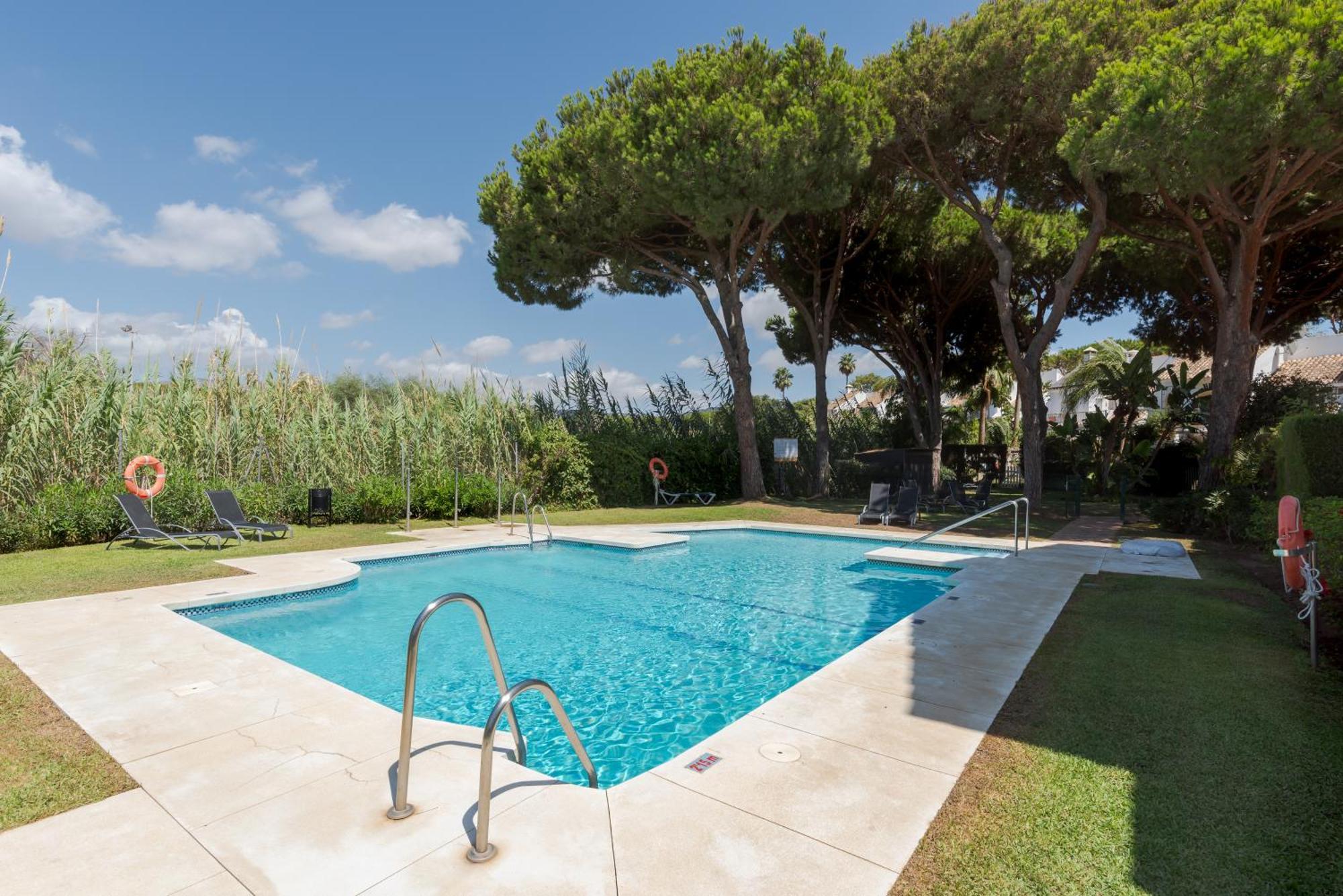 Wintowinrentals Townhouse, Pool & Beach 马尔韦利亚 外观 照片